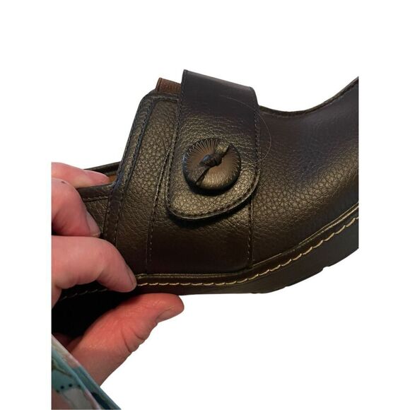 New Thom McAn Womens Dark Brown Leather Gennie Clogs Size 9 W - Picture 12 of 15